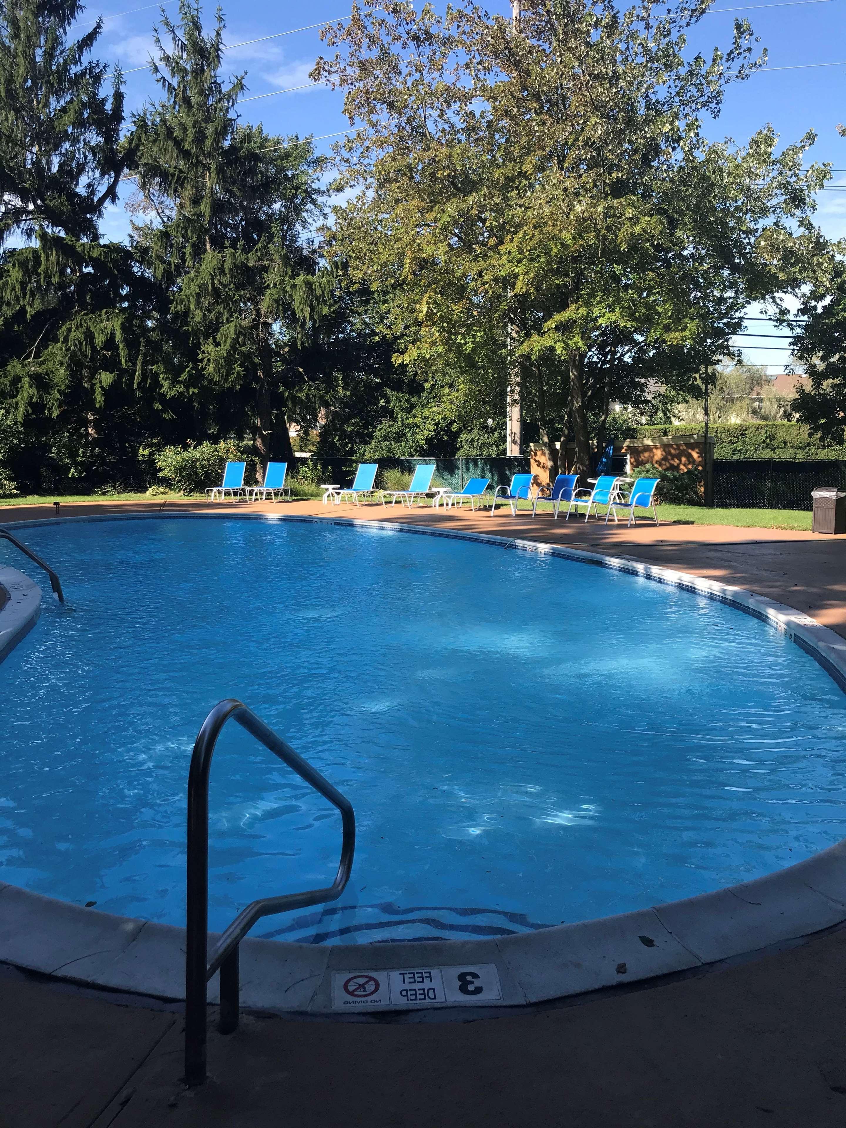 Surestay Plus By Best Western Woodbury Inn Exterior photo